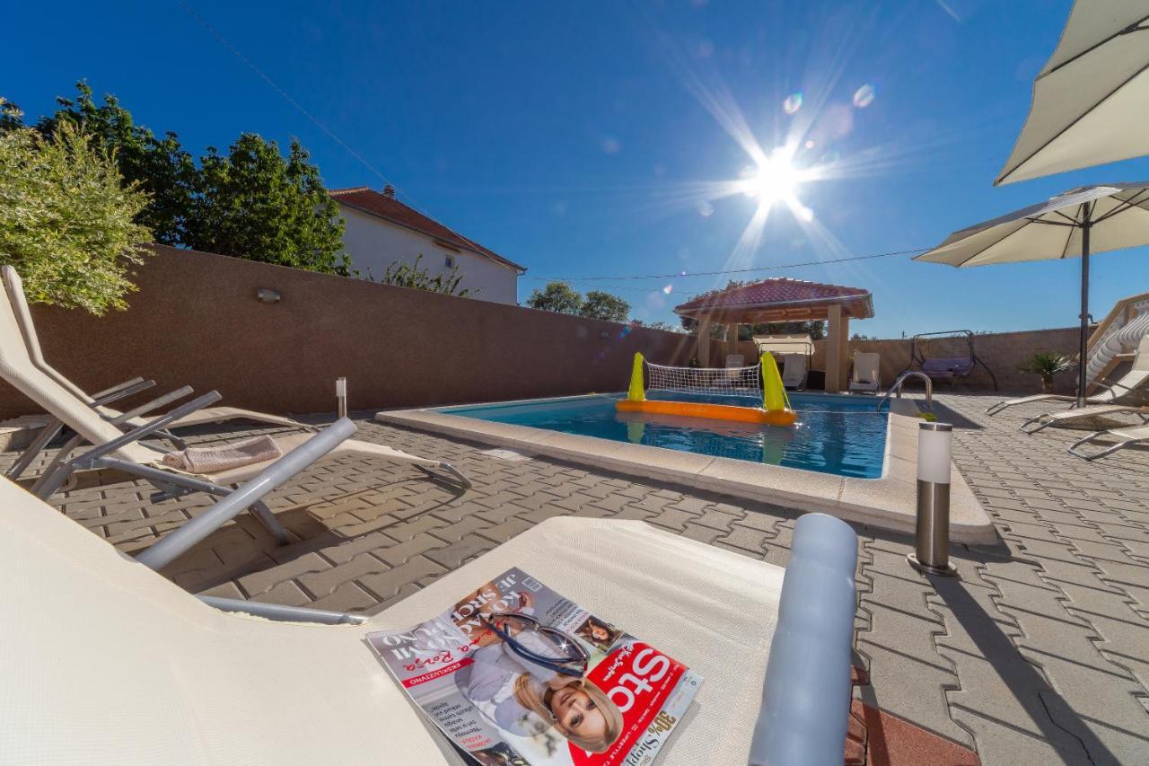 Apartmani Dada Biograd Na Moru Exterior photo