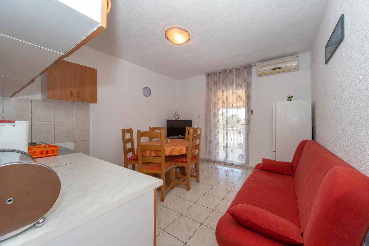 Apartmani Dada Biograd Na Moru Exterior photo